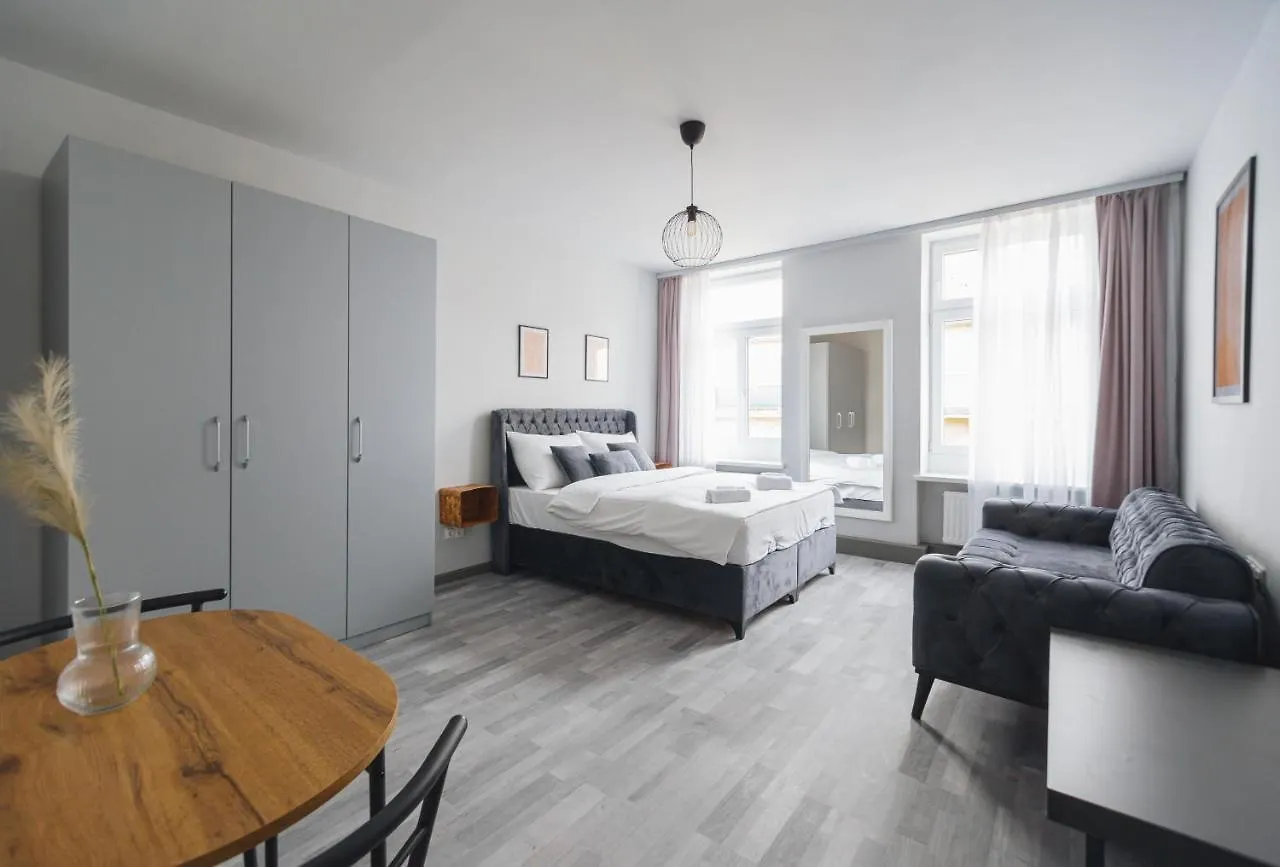 Malfatti Urban Oasis Apartment Vienna