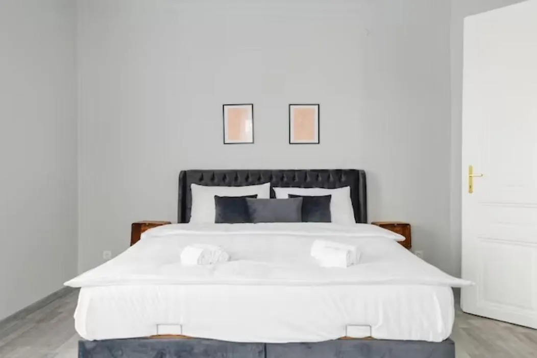 Malfatti Urban Oasis Apartment Vienna Austria