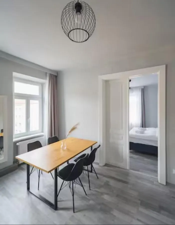 Malfatti Urban Oasis Apartment Vienna