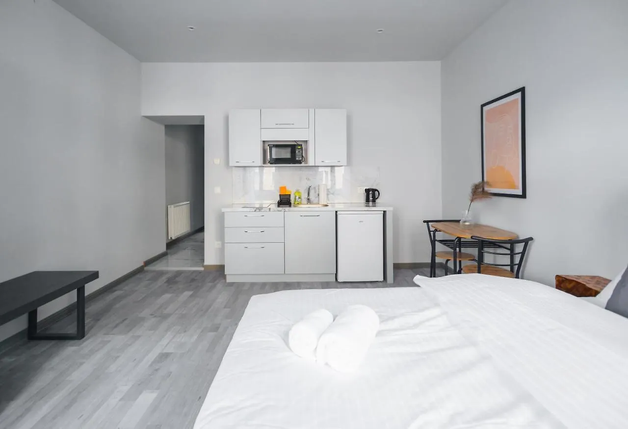 Malfatti Urban Oasis Apartment Vienna