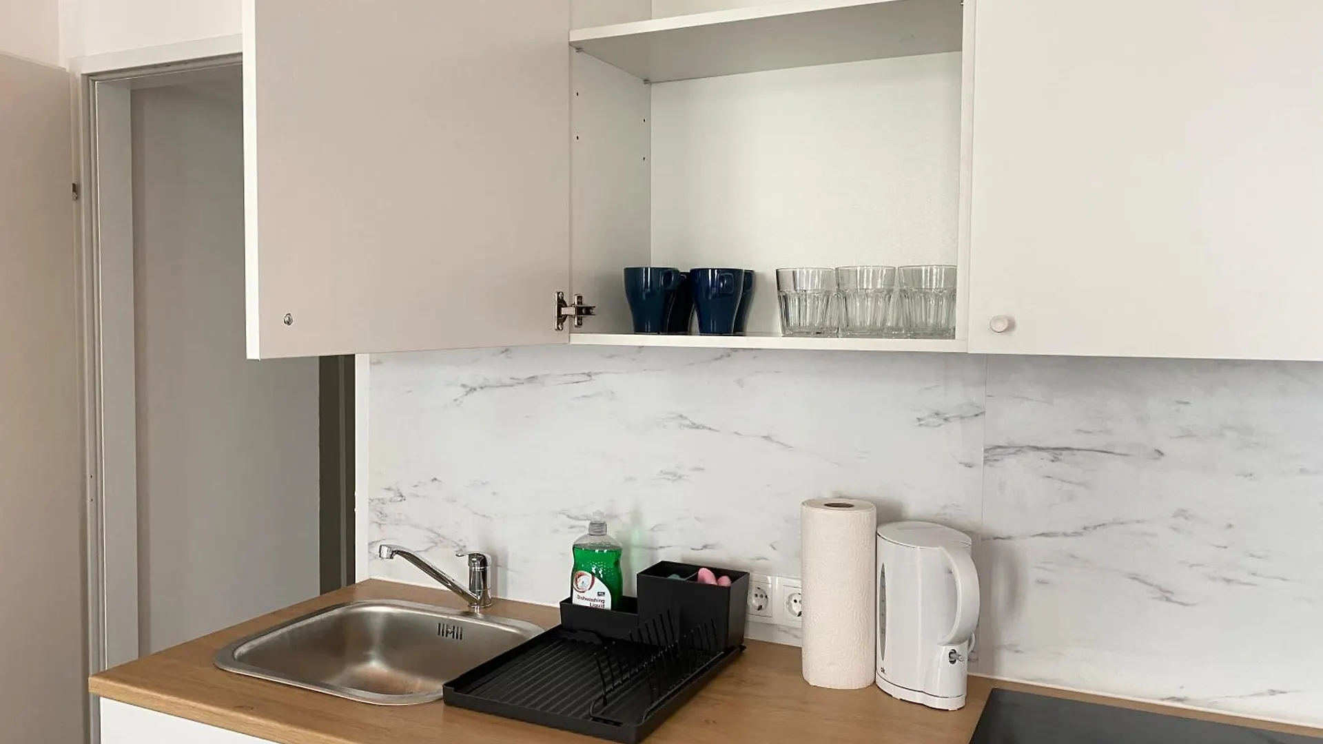 Malfatti Urban Oasis Apartment Vienna Austria